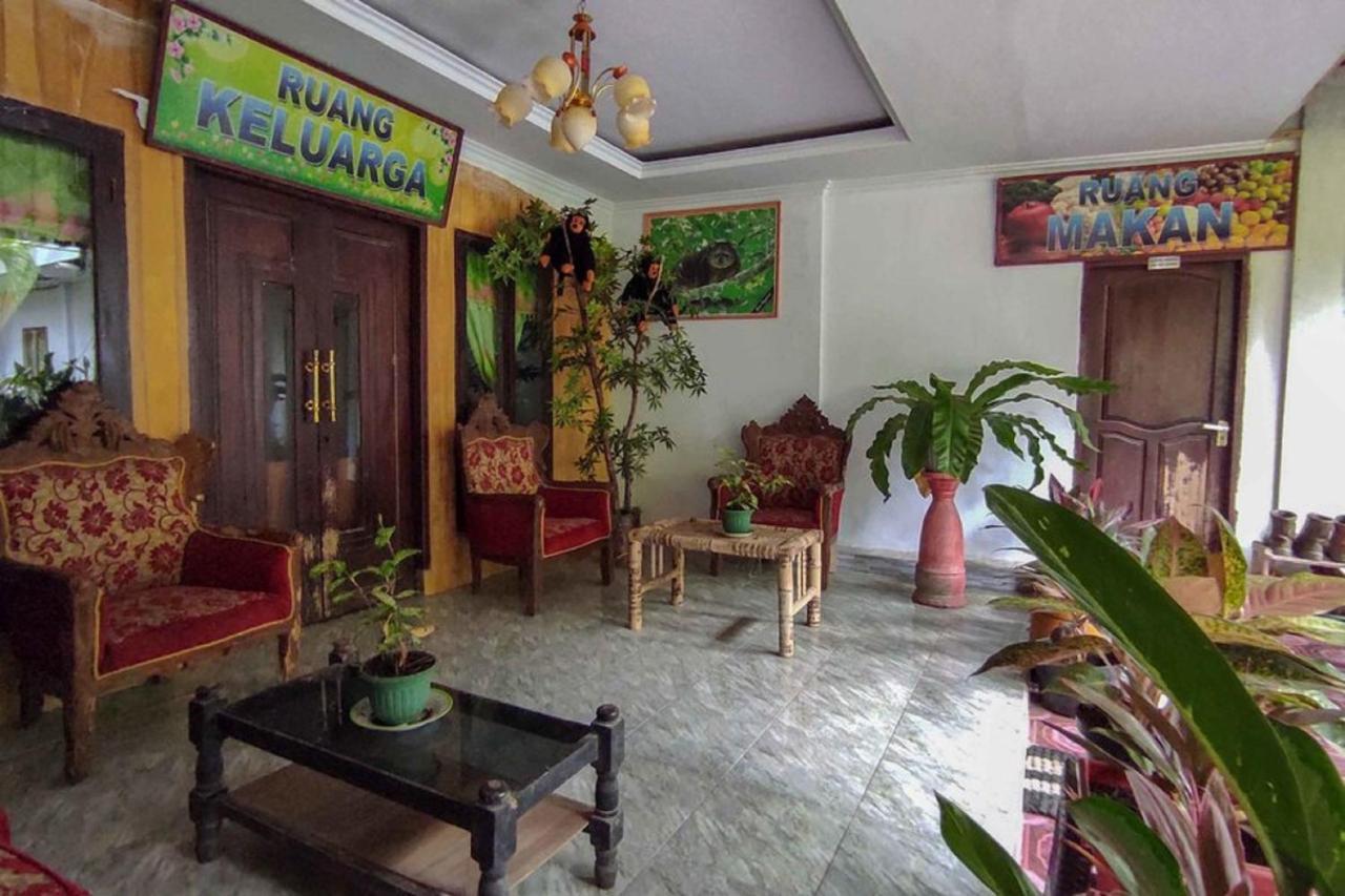 Oyo 90988 Tangkoko Jungle Homestay Rinondoran Eksteriør bilde