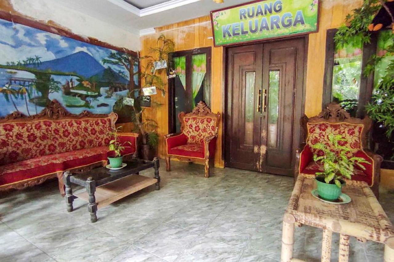 Oyo 90988 Tangkoko Jungle Homestay Rinondoran Eksteriør bilde